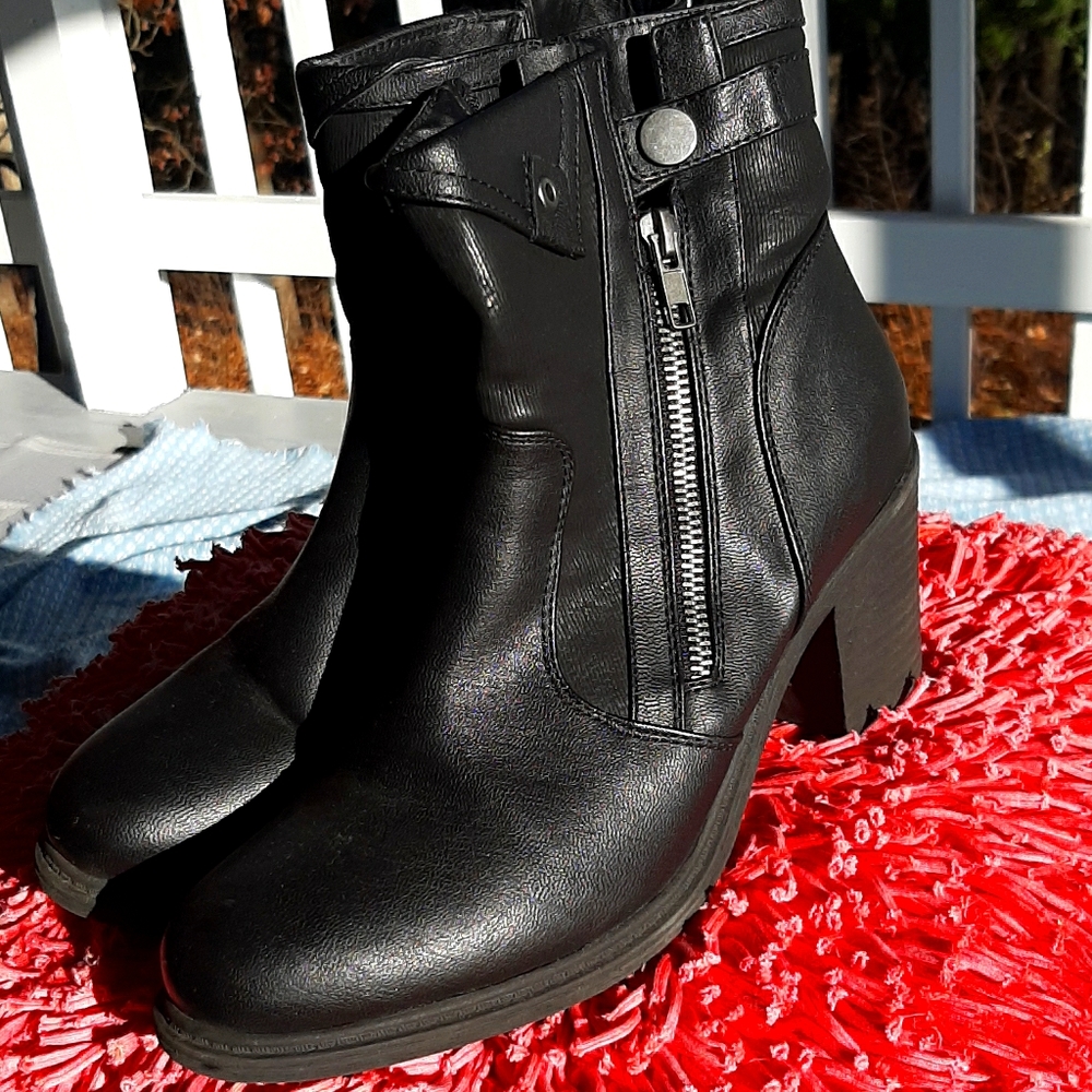 Tall ANKLE BOOTS, HEELED, 9